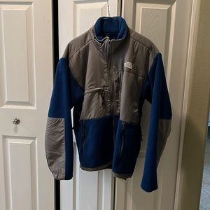 Men’s North Face Blue/Gray Fleece Denali Jacket - like-new condition!